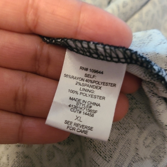 41‎ Hawthorn Scoop Neck Floral Lace over Dress Women's Sz XL Sleeveless - Picture 3 of 5